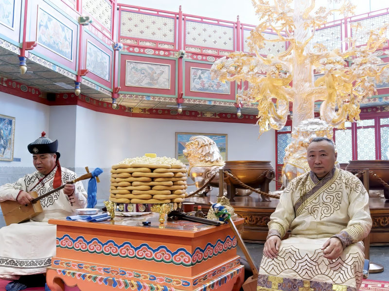 “Эзэн улаан бодон” баатарлаг тууль хайллаа